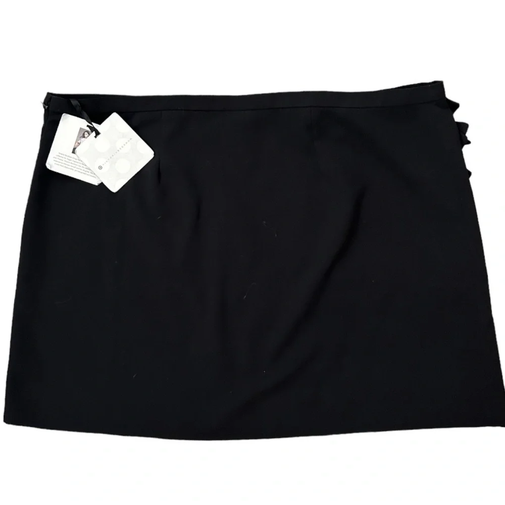 NWT Victoria Beckham for Target Black Scalloped Zigzag Mini Skirt Plus 1X